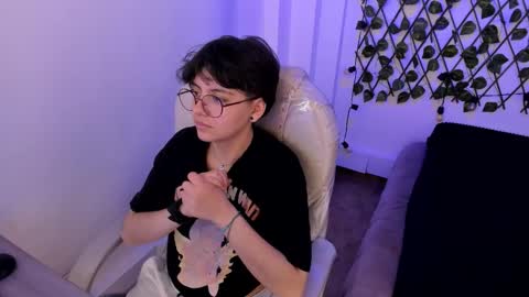 Snapshot of nathalyy_ds chatting on 9, 10, 2025 nathalyy_ds online show from 9, 10, 2025