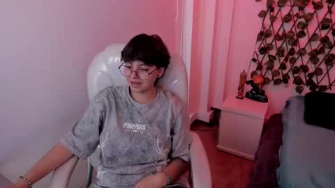 Snapshot of nathalyy_ds chatting on 7, 1, 2026 nathalyy_ds online show from 7, 1, 2026