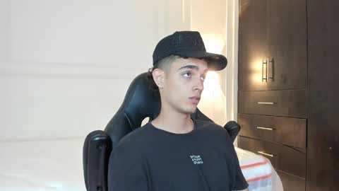 nathan_shimmer online show from 16, 4, 2026