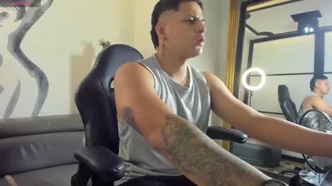 Snapshot of nathannovoa chatting on 1, 12, 2025 Nathan online show from 1, 12, 2025