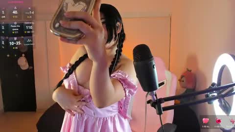 Snapshot of natsuki_star chatting on 16, 4, 2026 natsuki online show from 16, 4, 2026