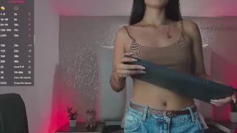 Snapshot of natt_collins chatting on 9, 7, 2026 Natalia online show from 9, 7, 2026
