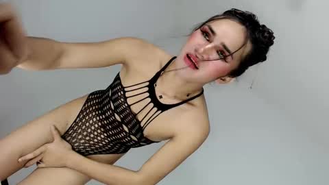 Nathalie smith online show from 18, 3, 2026