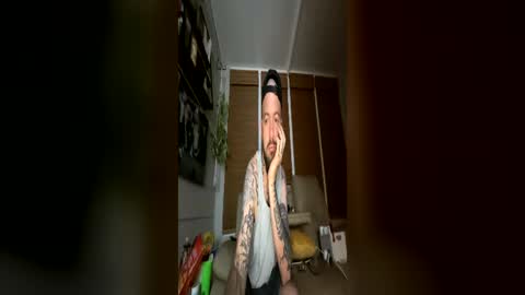 Snapshot of natti_daddy chatting on 9, 6, 2026 Nattidaddy online show from 9, 6, 2026