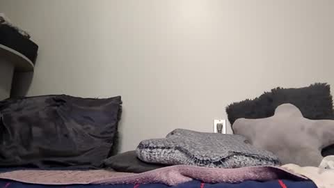 Natalia online show from 10, 2, 2025