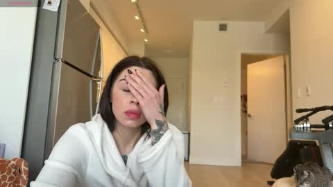 NATTY FIERROS online show from 6, 4, 2026