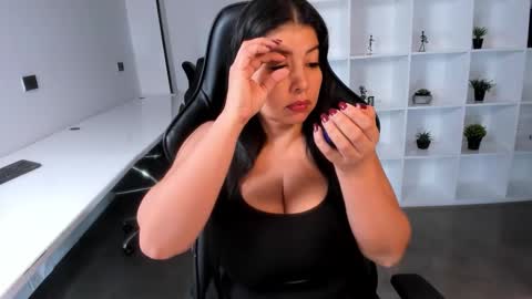 Jazmin Bigboobs online show from 14, 3, 2026