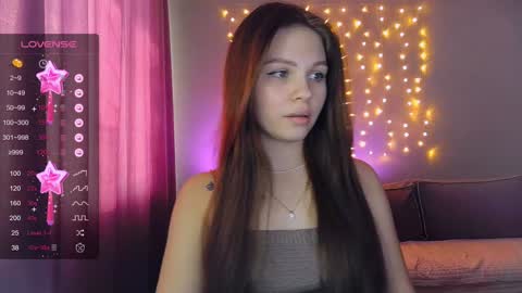 Snapshot of nature_starlight chatting on 5, 2, 2025 Eva online show from 5, 2, 2025