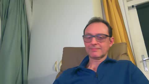 naturista25 online show from 10, 11, 2025