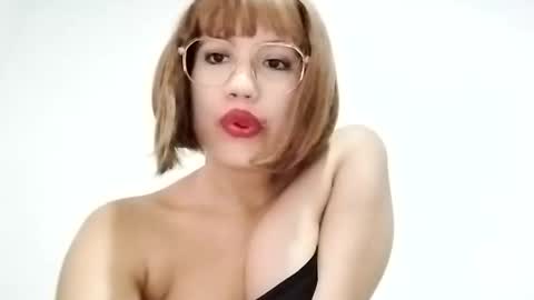 Naty online show from 23, 11, 2025