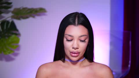 Snapshot of natydesiree chatting on 21, 12, 2024 Naty online show from 21, 12, 2024