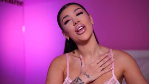 Snapshot of natydesiree chatting on 25, 2, 2025 Naty online show from 25, 2, 2025