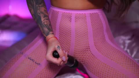 Snapshot of natydesiree chatting on 4, 3, 2025 Naty online show from 4, 3, 2025