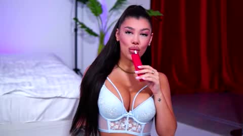 Snapshot of natydesiree chatting on 20, 9, 2025 Naty online show from 20, 9, 2025