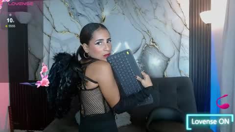 Snapshot of naughtty_doll chatting on 13, 4, 2026 Katiuska online show from 13, 4, 2026