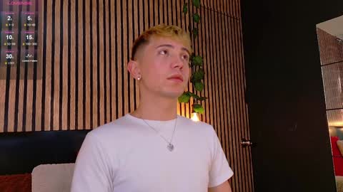 Christopher  Chris online show from 8, 2, 2025