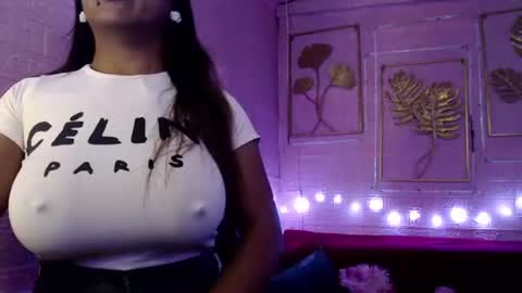 naughty_lorien143 online show from 18, 4, 2026