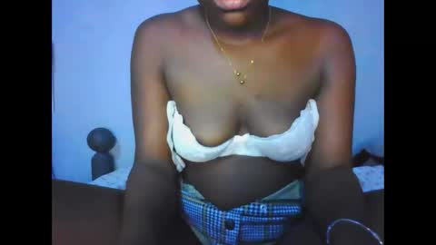 naughty_nilla online show from 20, 9, 2025