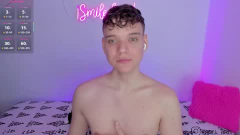 Snapshot of naughty_twink_ chatting on 25, 4, 2026 Noah online show from 25, 4, 2026