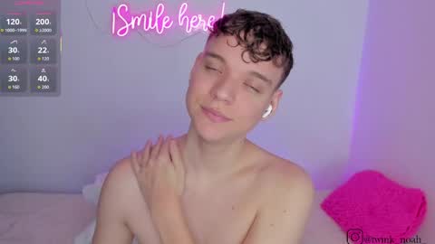 Snapshot of naughty_twink_ chatting on 21, 5, 2026 Noah online show from 21, 5, 2026
