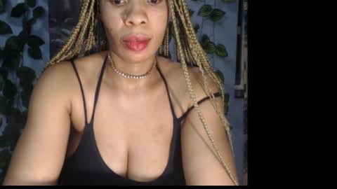 Snapshot of naughty_xxbunny chatting on 27, 1, 2025 beauty online show from 27, 1, 2025