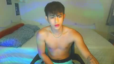 Snapshot of naughtyboylouie chatting on 27, 9, 2025 Loue online show from 27, 9, 2025