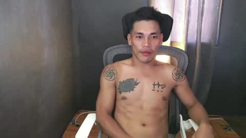 naughtyfuck_boy online show from 25, 6, 2026