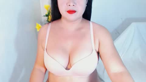naughtyhotshirley online show from 1, 4, 2026