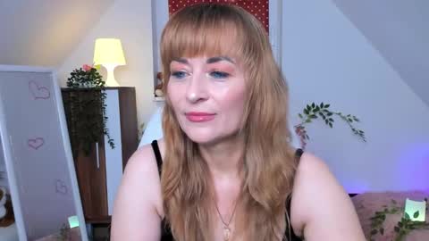 Milana - on air every day except Wednesday from 9 pm to 4 am European time online show from 19, 10, 2025