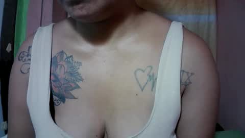 naughtymom_33 online show from 31, 10, 2025