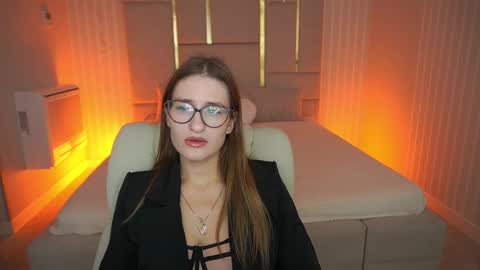 Snapshot of naughtynursevibe chatting on 21, 10, 2025 Ur Nurse online show from 21, 10, 2025
