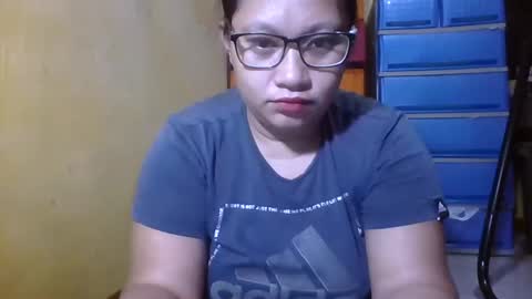 Snapshot of naughtypinay08 chatting on 24, 10, 2025 juls online show from 24, 10, 2025