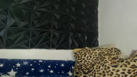 naughtyrose3 online show from 18, 6, 2026