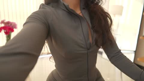 Naughty Samm online show from 2, 2, 2025