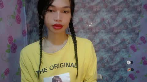 Snapshot of naughtysunshinepinay chatting on 9, 7, 2026 Celine online show from 9, 7, 2026