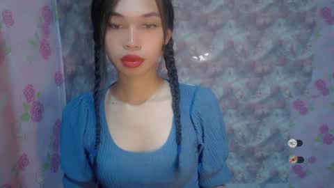 Snapshot of naughtysunshinepinay chatting on 19, 7, 2026 Celine online show from 19, 7, 2026