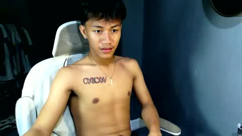Snapshot of naugthyboyloy chatting on 4, 5, 2026 Loy online show from 4, 5, 2026