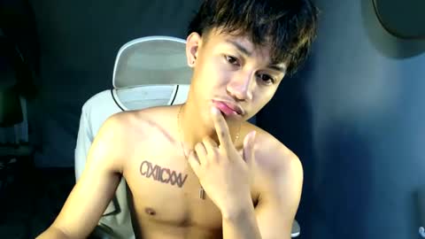 Snapshot of naugthyboyloy chatting on 10, 5, 2026 Loy online show from 10, 5, 2026