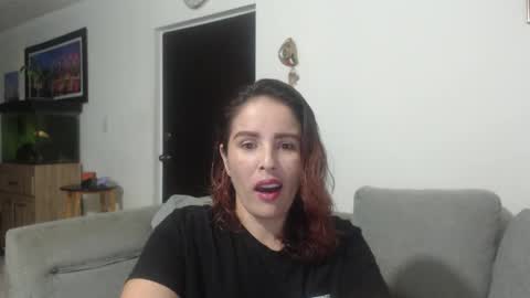 Snapshot of naugthymilf23 chatting on 16, 1, 2026 keyra online show from 16, 1, 2026