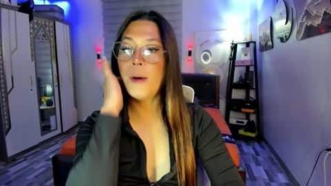 Snapshot of naugtycummer69 chatting on 2, 11, 2025 JAY online show from 2, 11, 2025