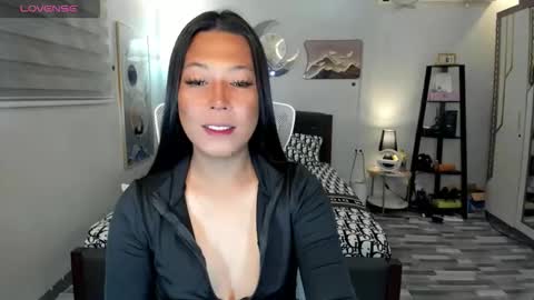 Snapshot of naugtycummer69 chatting on 19, 11, 2025 JAY online show from 19, 11, 2025