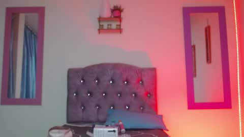 naya_10 online show from 11, 5, 2026