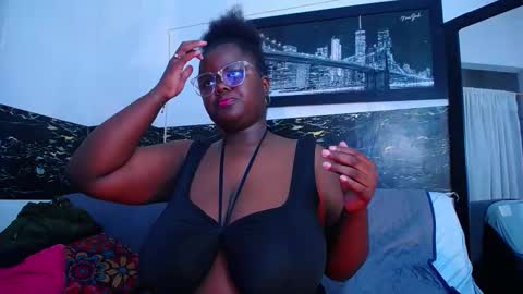 Snapshot of neighbor_ebony chatting on 17, 2, 2026 CHIKY online show from 17, 2, 2026