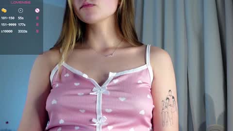 Lana online show from 5, 1, 2025