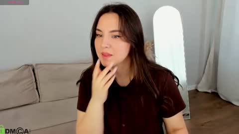 nelie_evans online show from 27, 6, 2026