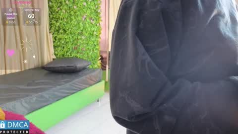 Salome Nena cupcake online show from 16, 2, 2026