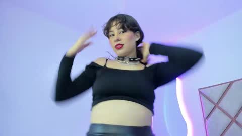 nenaarisk online show from 7, 2, 2026