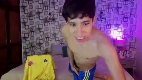 Snapshot of neo_twink chatting on 27, 6, 2026 just Daniel online show from 27, 6, 2026