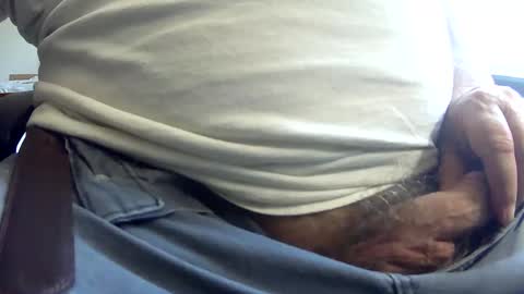 Snapshot of neohiom4f chatting on 28, 9, 2025 neohiom4f online show from 28, 9, 2025