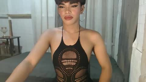 neomi online show from 28, 9, 2025